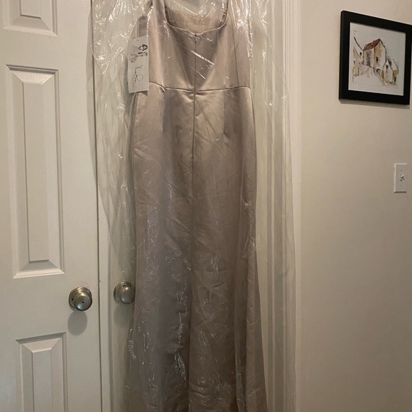 Brand new Hayley Paige Bridesmaid dress! - Picture 2 of 4